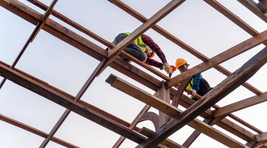 Expert new roof installation services in Pewee Valley, KY